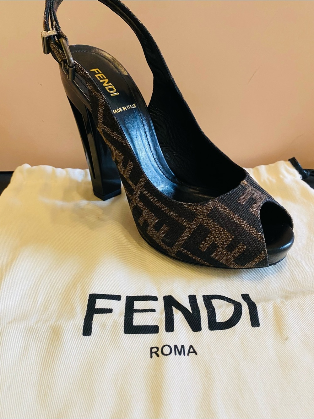 🛍️ FENDI Authentic Zucca Monogram Slingback Peep Toe Heels Clear Logo Block Heel